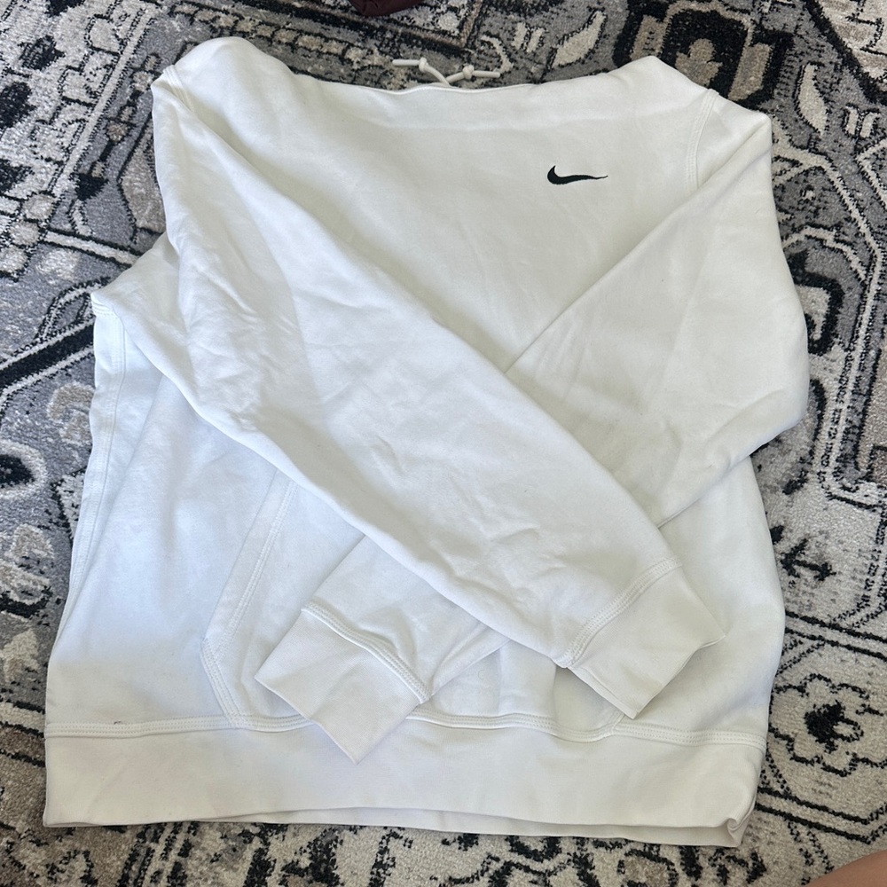 NEW NIKE HOODIE